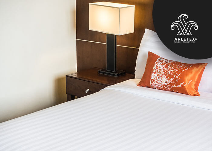 Cuarto de hotel con Satín Stripe